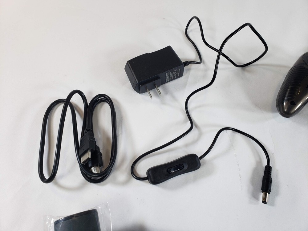 TX3 Video Games Console (MISSING SD CARD) NO GAMES INSTALLED