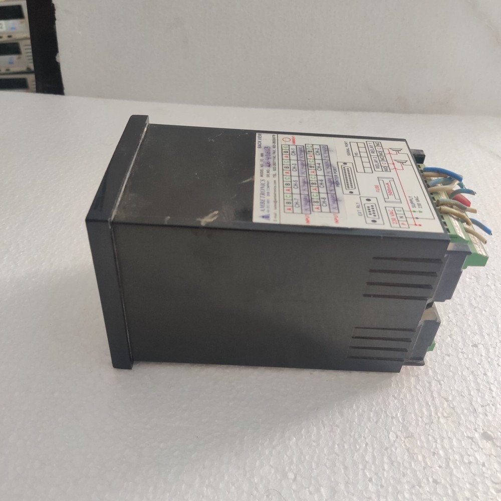 AMBETRONICS TC-800 TEMPERATURE AND HUMIDITY DATA SCANNER/LOGGER