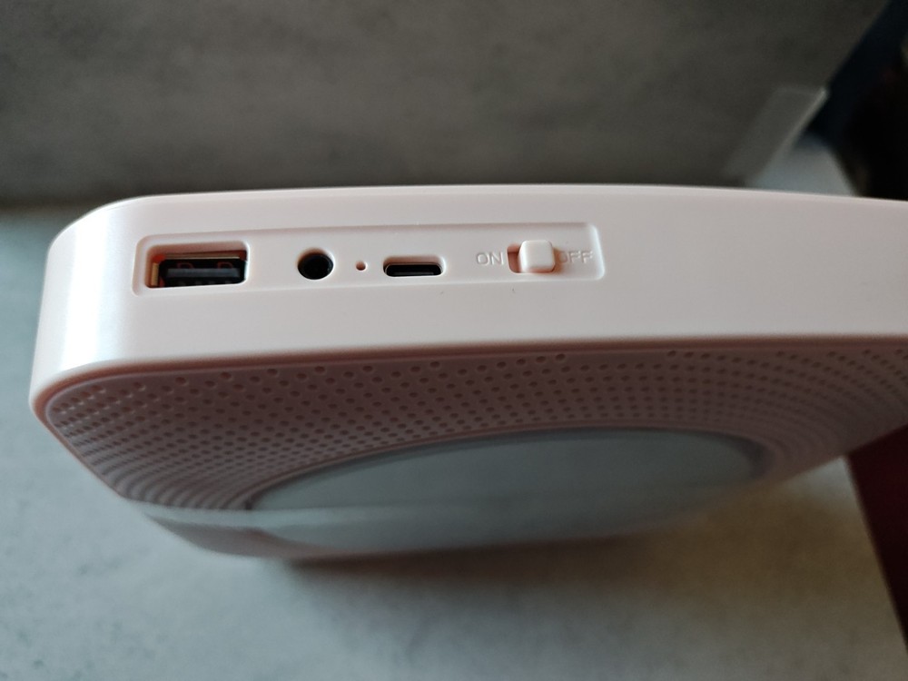 Y-01 CD Player Portable CD Player with Bluetooth 5 Pink
