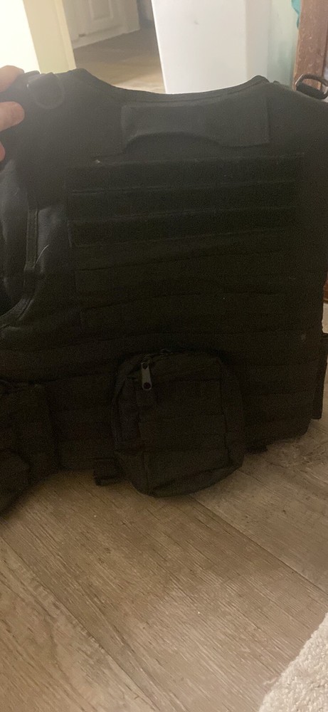 airsoft guns and gears