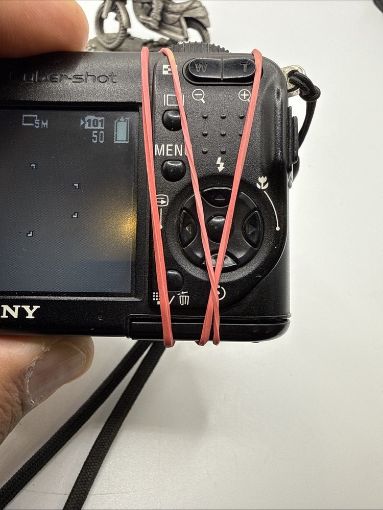 Sony Cyber-shot DSC-W12 Compact Digital Camera + 128MB MS + Case *Please Read*