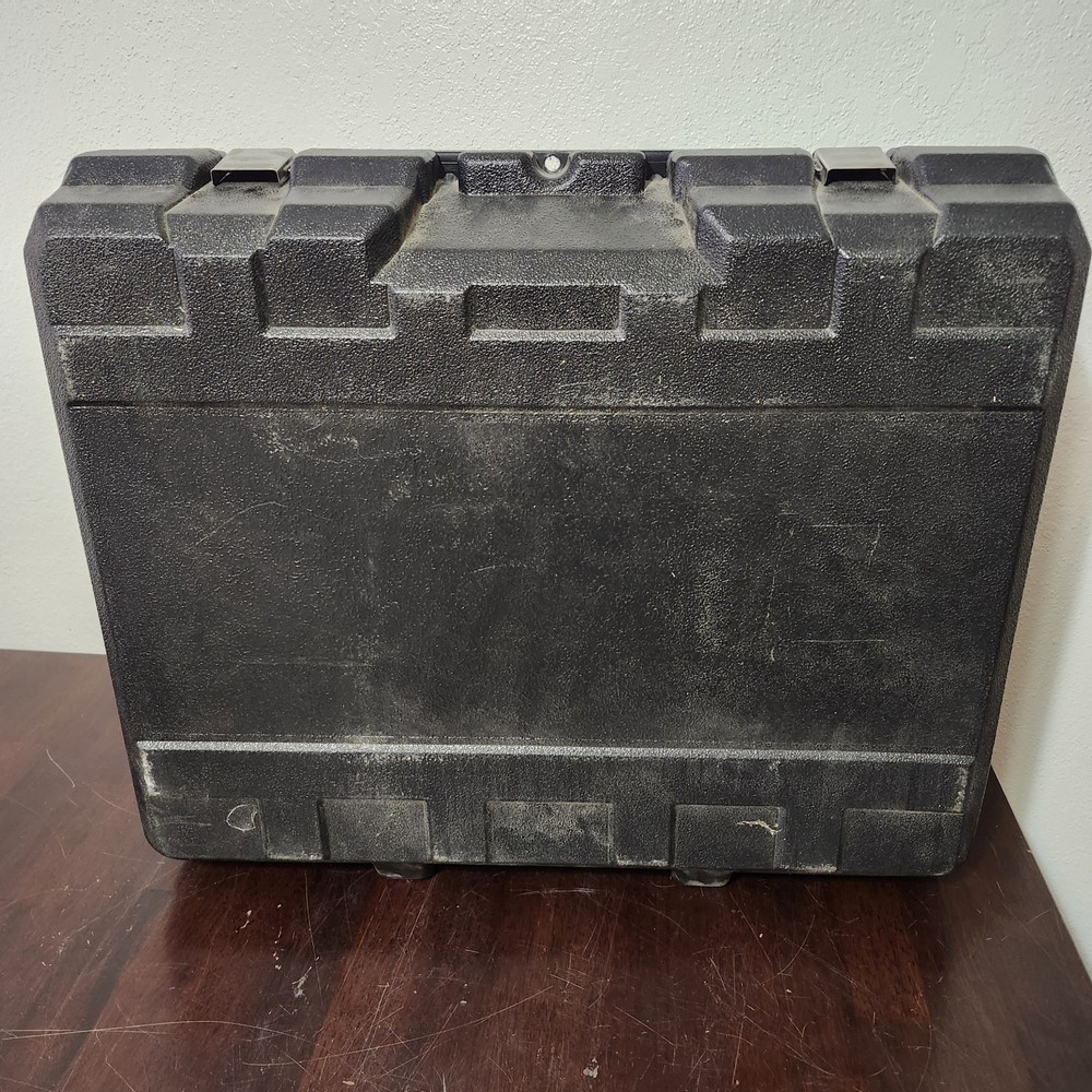 Dewalt router case - DW618B3E case only Missing Handle SEE PHOTOS