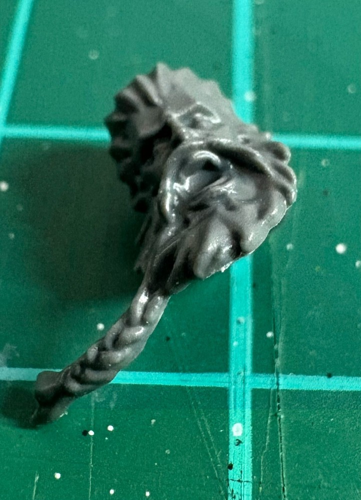 Space Wolves Space Marine Head E Unhelmeted Braided Beard 40K Bits Kitbash