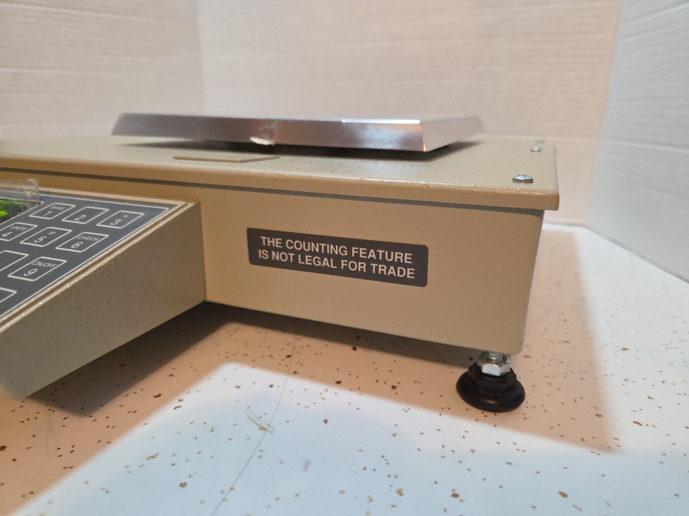 Pennsylvania Scale Model 7600 S Class 3 - Needs Calibration Read