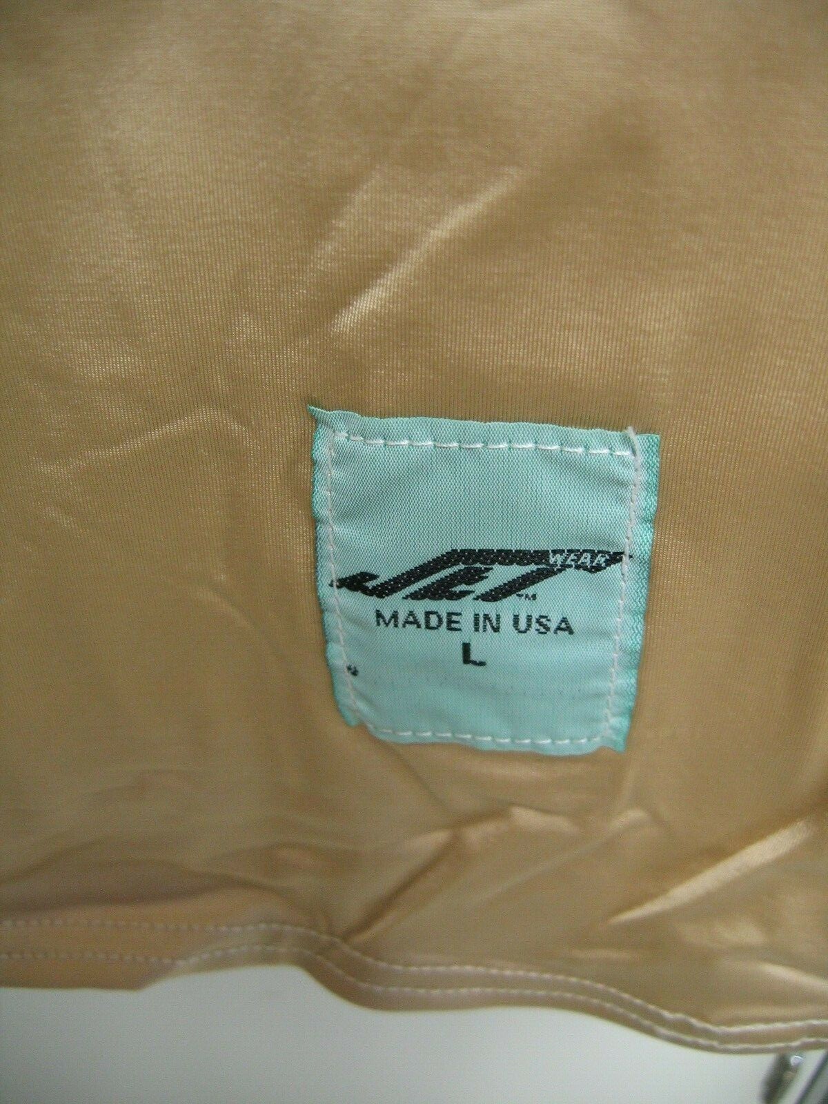 JET LONG SLEEVE WOMEN'S COMPRESSION SHIRT- LARGE - VEGAS GOLD - BRAND NEW