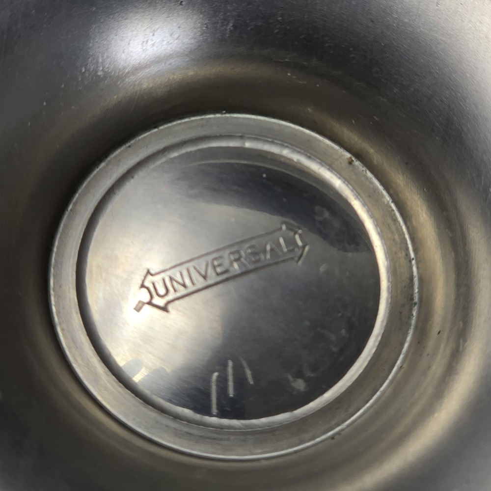 BEAUTIFUL Silverplated Universal SPNS 8800 Sugar Bowl Silver With Lid