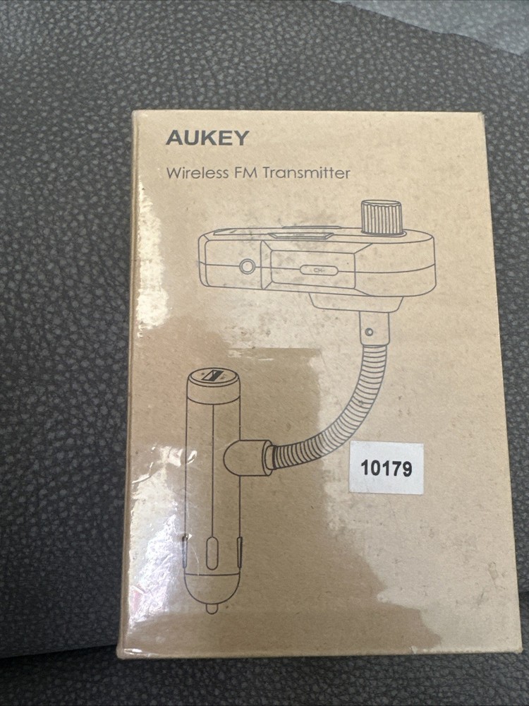 BRAND NEW AUKEY Wireless FM TRANSMITTER USA91410 U9