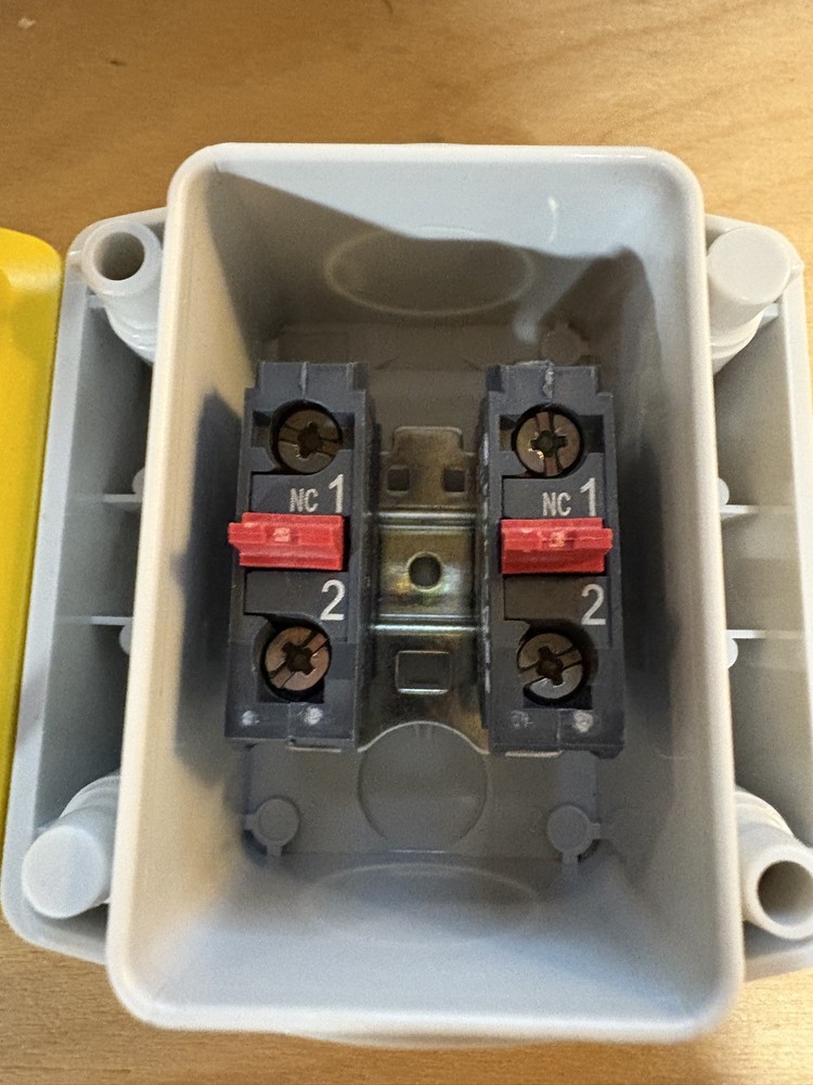 Schneider Electric XALK178F Control Box - Push Button E Stop