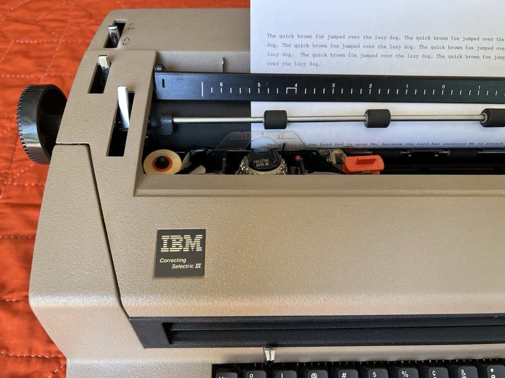 IBM Correcting Selectric III Electric Typewriter Beige