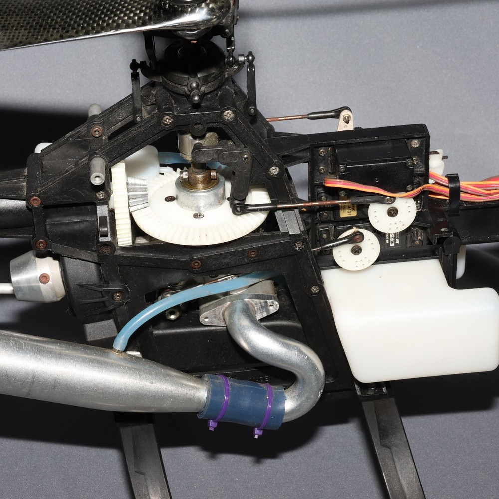 Kyosho Concept 30 RC Helicopter