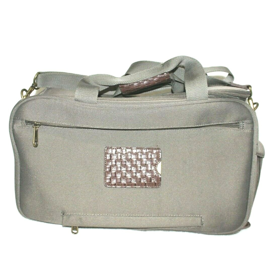 Tommy Bahama Essentials Gadget Travel Bag Tan 17 x 10 x 7 in.