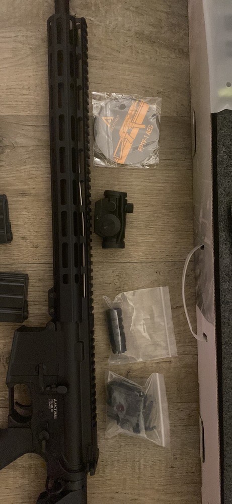 airsoft guns and gears