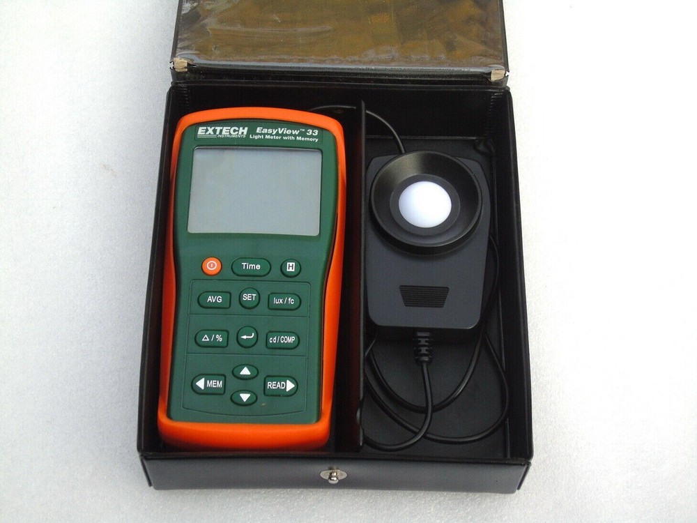 MINT EXTECH INSTRUMENTS EASYVIEW 33 LIGHT METER WITH MEMORY