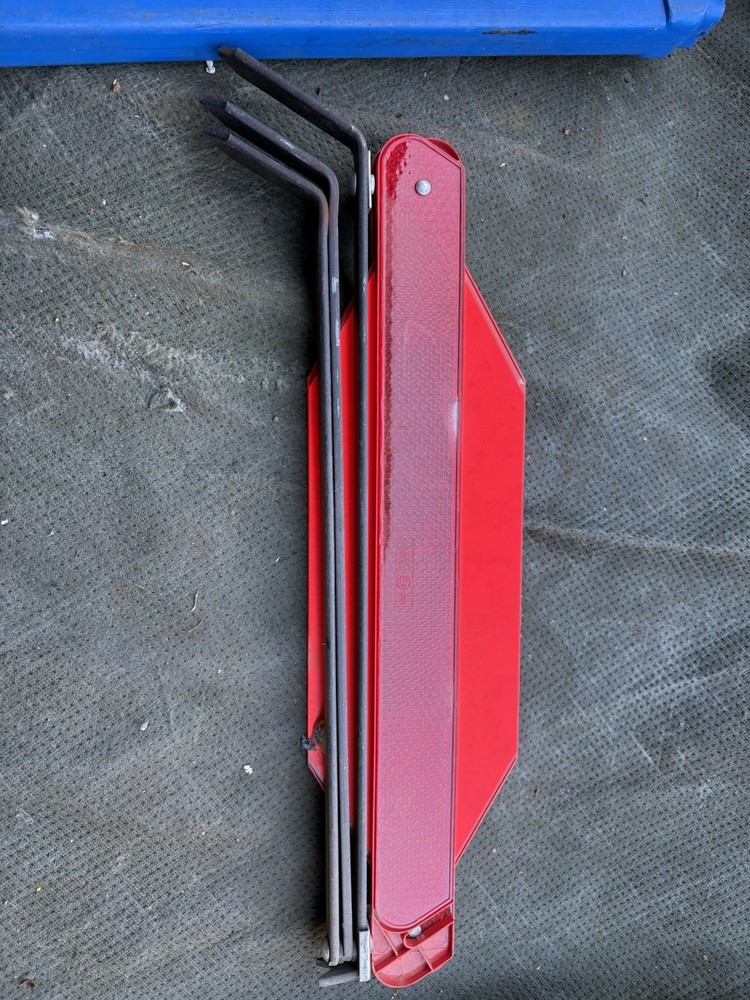 Saab Scania Warning Triangle