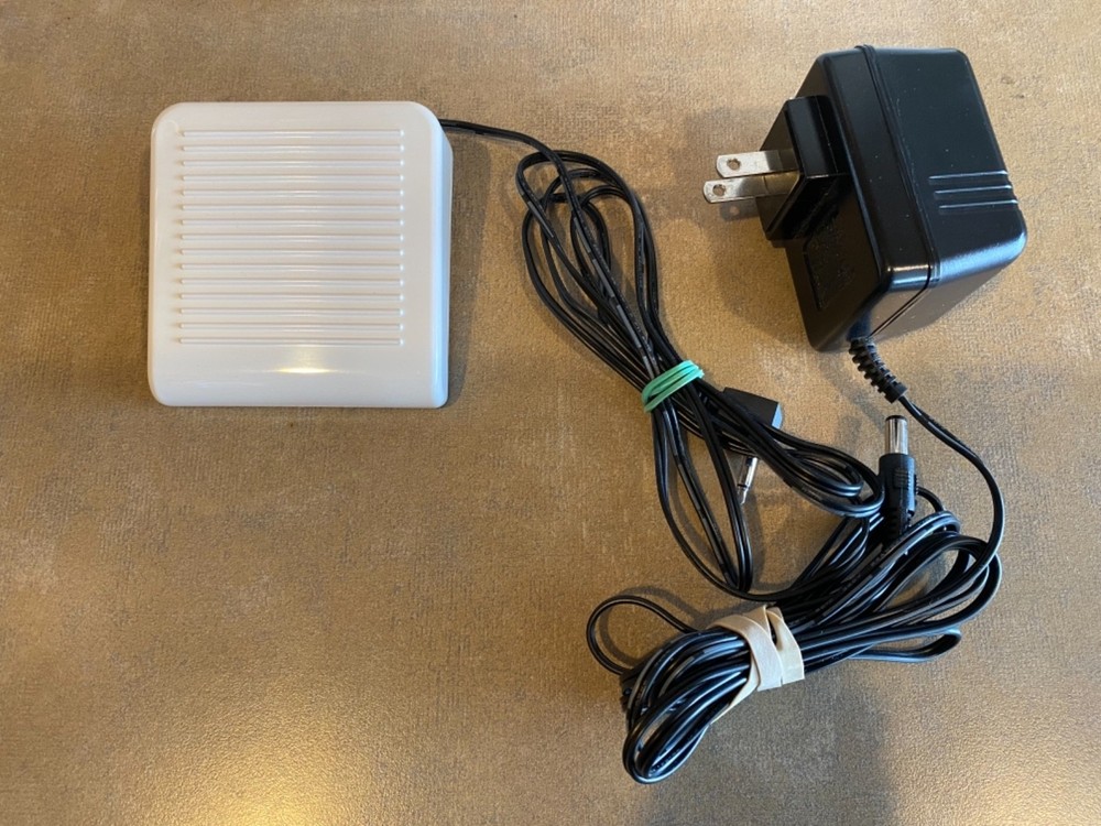 Janome Sew Mini Sewing Machine Compact Portable w Pedal **UNTESTED**