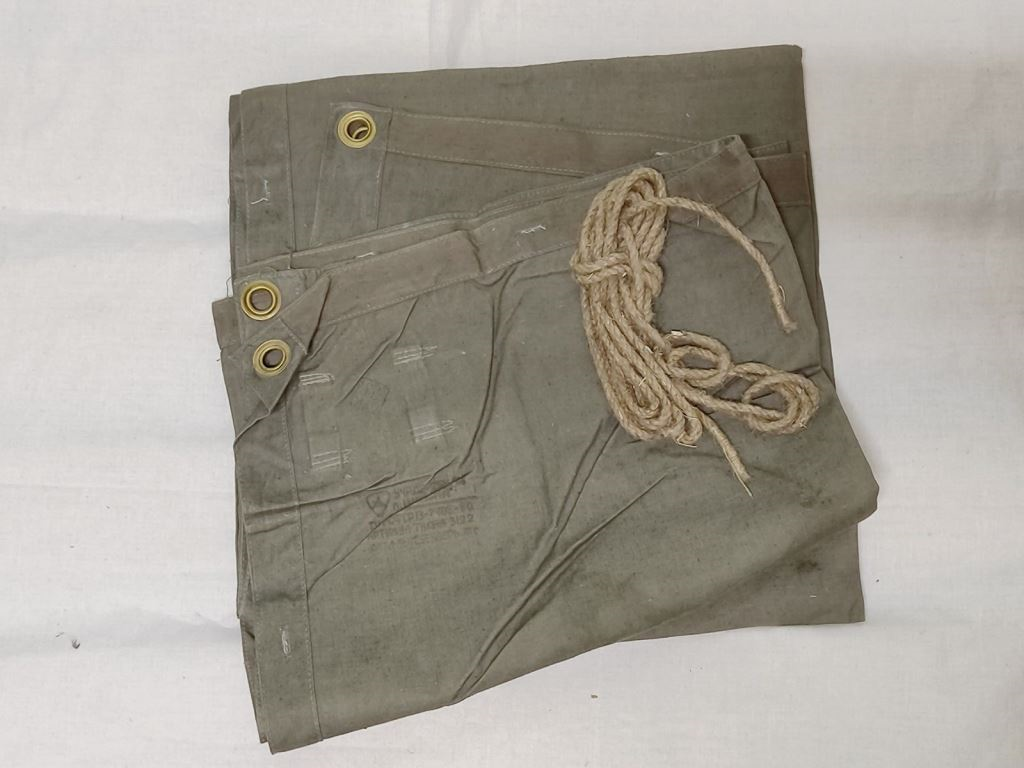Soviet Russian Army Soldiers Rain cape-tent Poncho Metal Grommets Original,NEW