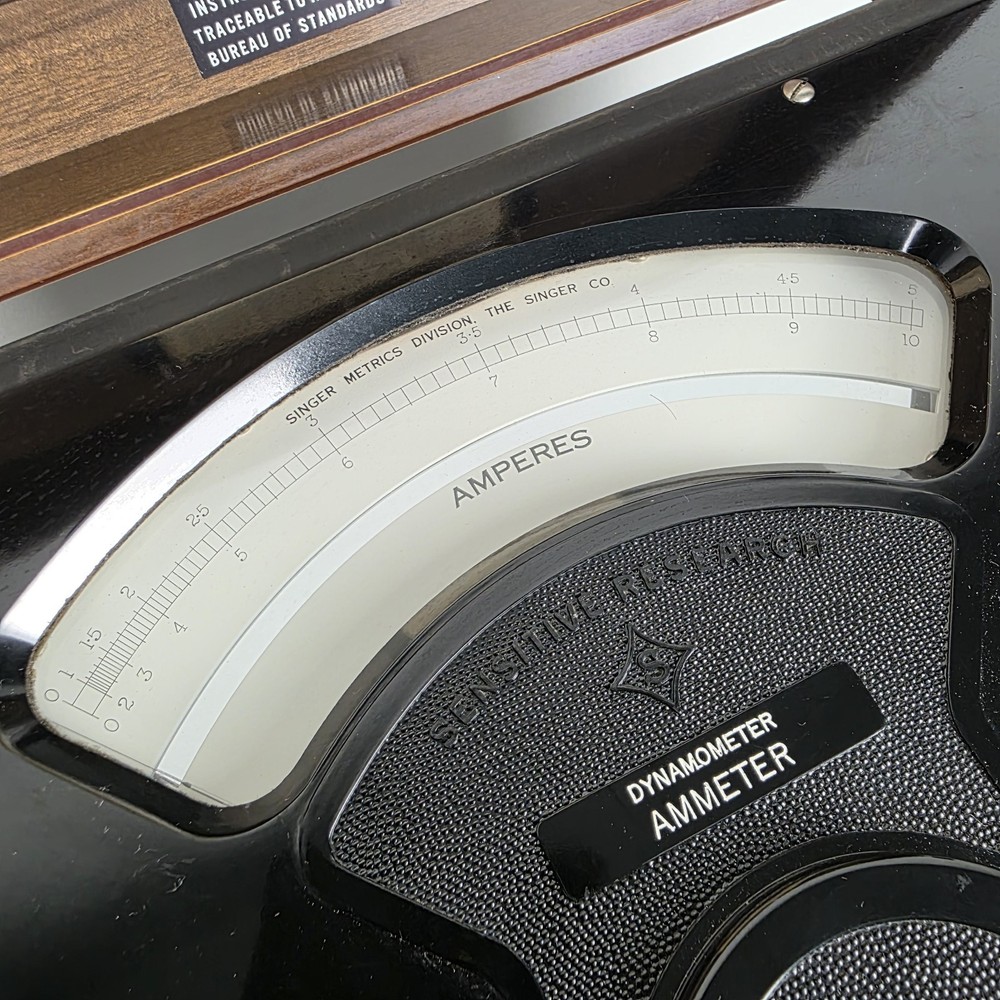 Sensitive Research Dynamometer Ammeter Model D, Collectors Peace