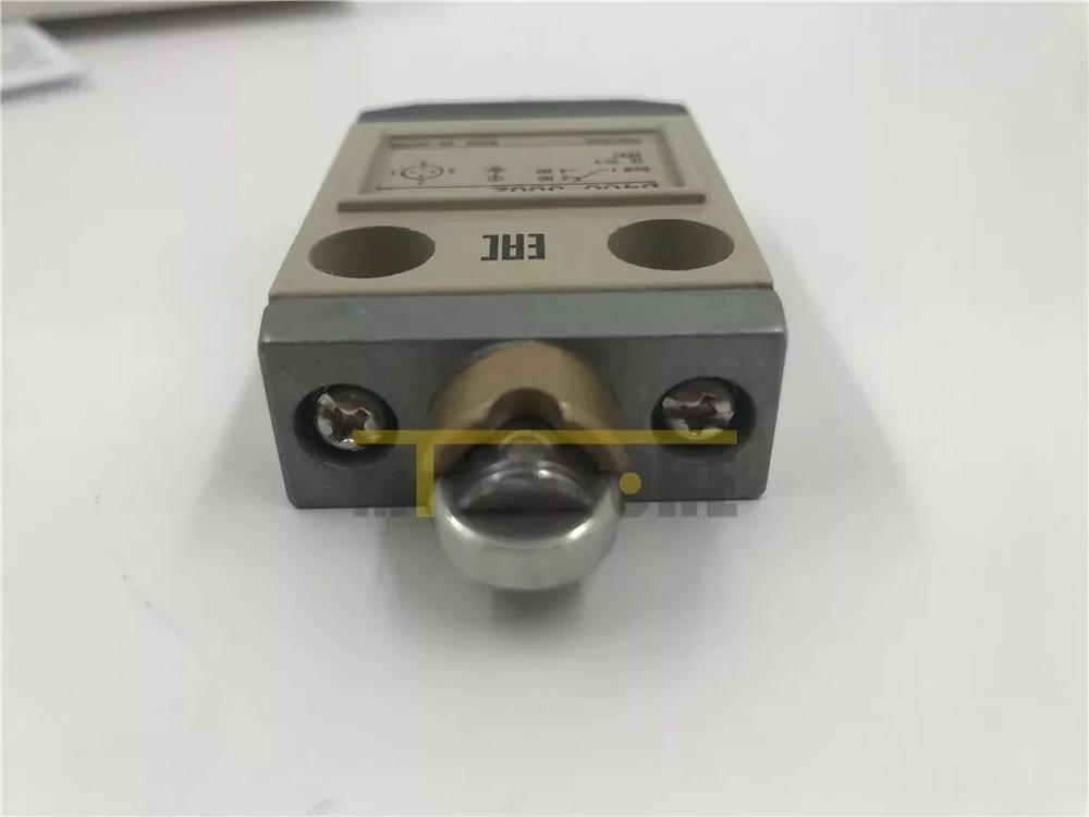 Omron-D4CC-3002 Limit Switch 1pcs NEW