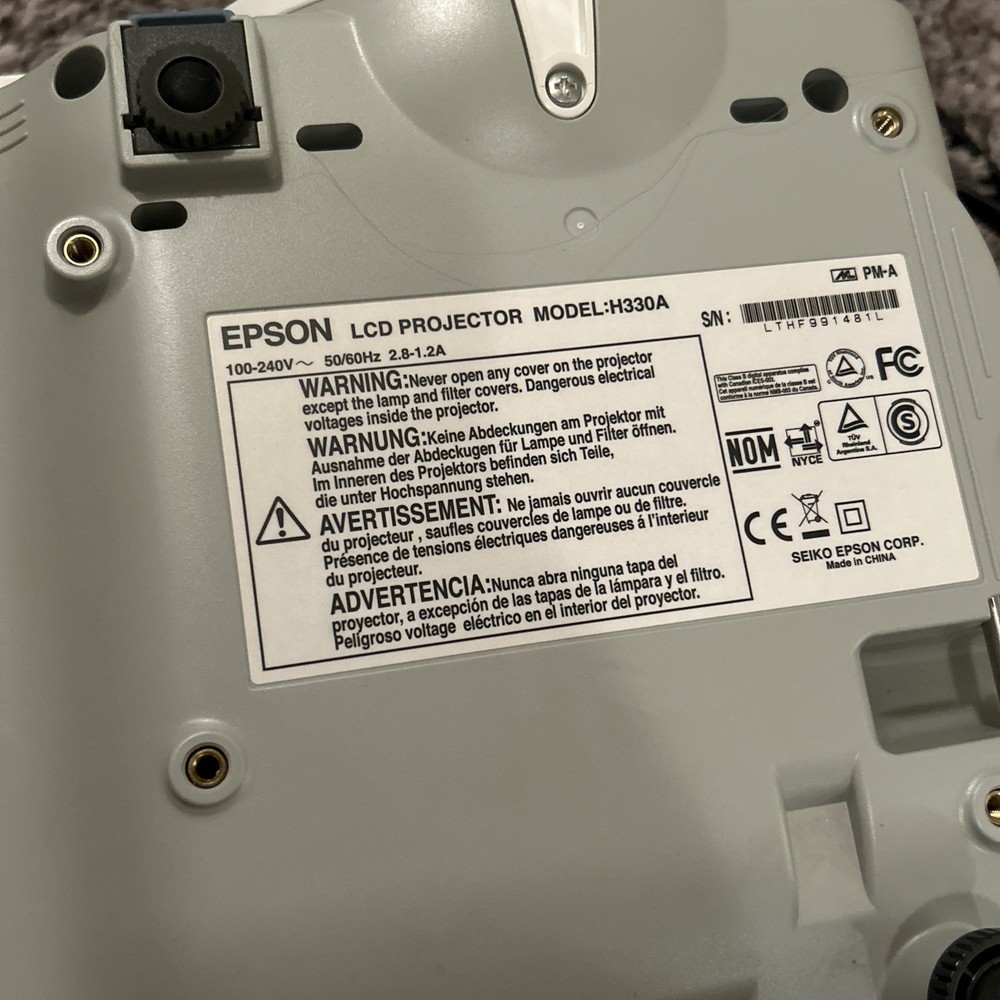 Epson LCD Projector H330A Tested Works With Remote And Cords
