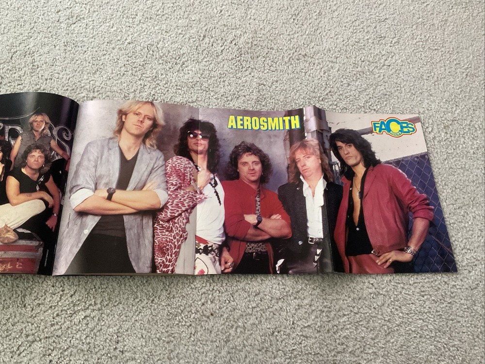 METAL MUSCLE POSTER MAGAZINE 1986 KISS RANDY RHOADS TWISTED SISTER MOTLEY CRUE