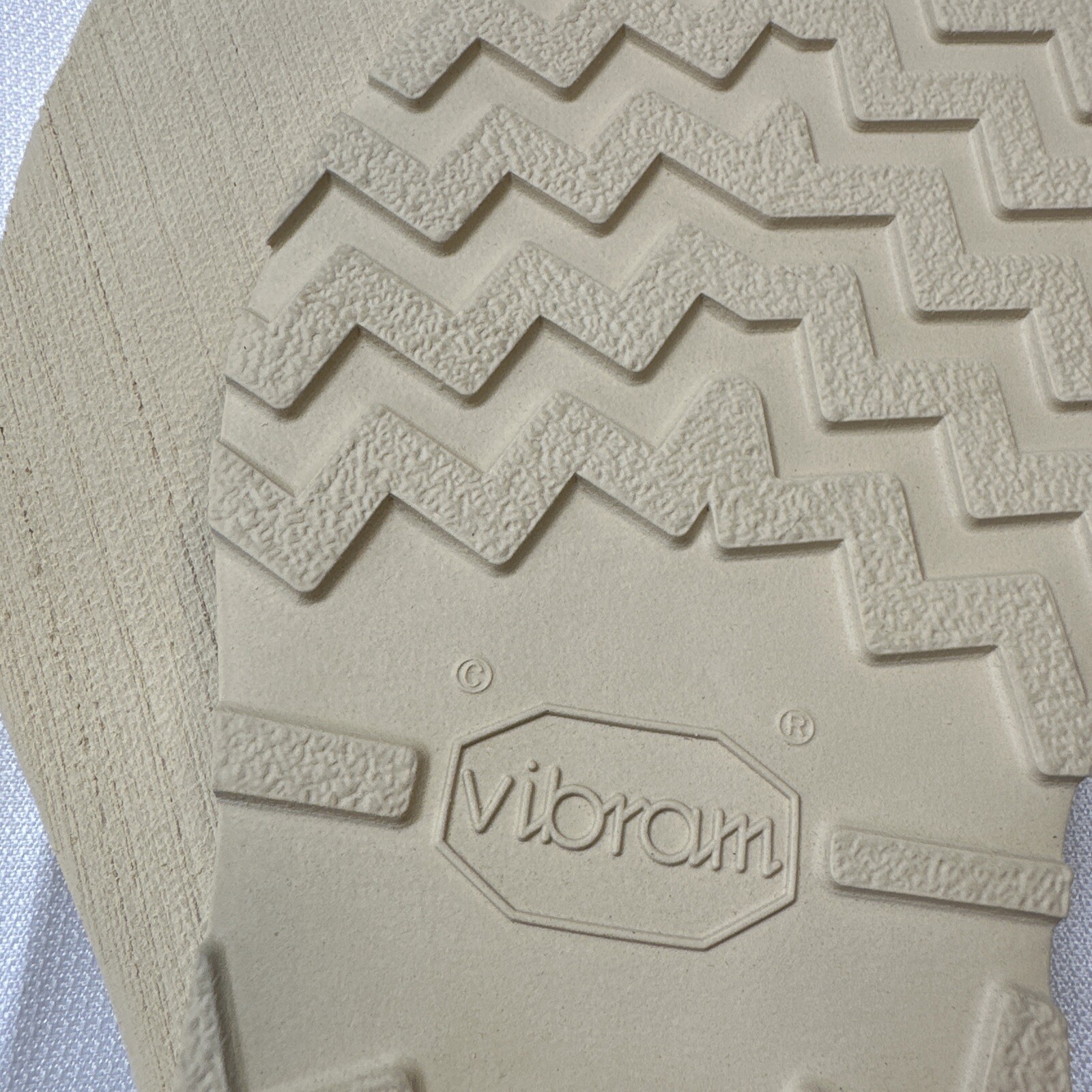 VIBRAM 4014 Cristy Cushion Unit Rubber Full Sole 1 Pair Natural (Cream)