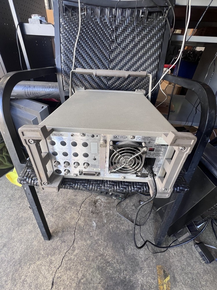 HP Hewlett Packard 8595E Spectrum Analyzer