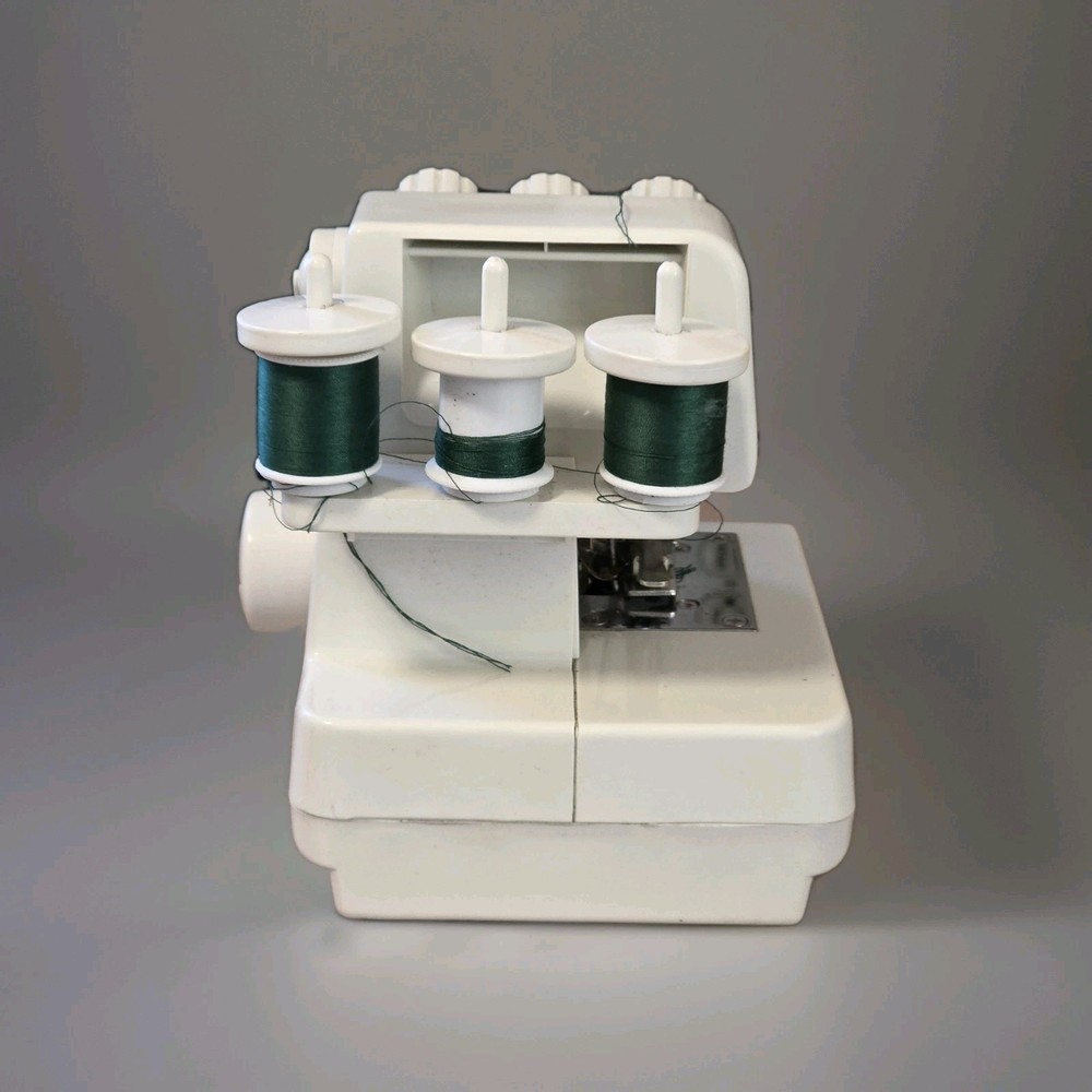 Singer Tiny Serger TS380A Plus Overedging Machine Untested No Power CordFoot Ped