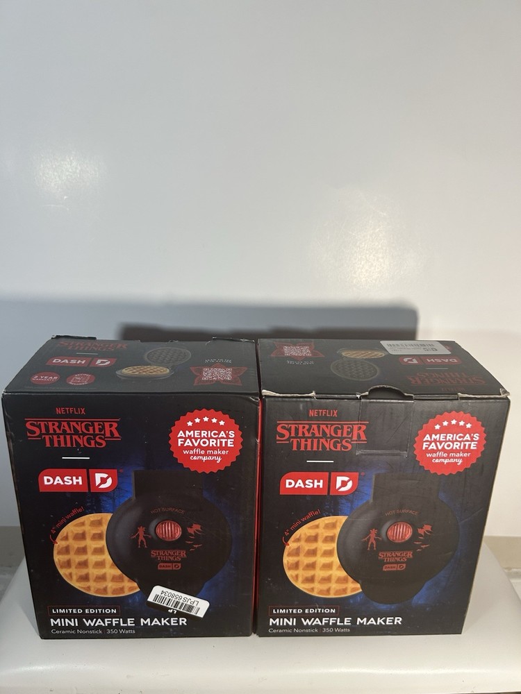 Dash Limited Edition Mini Waffle Maker 4” Nonstick 350W Kitchen New