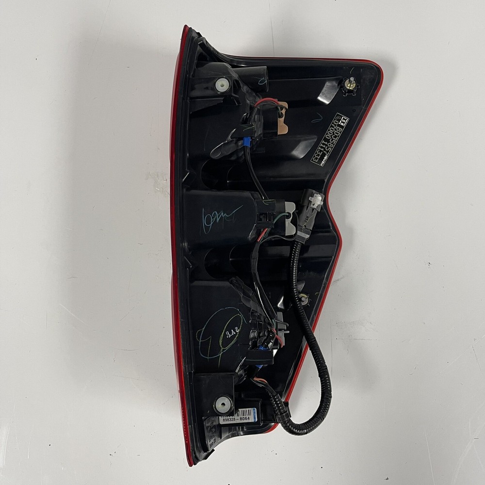 Isuzu D-Max Left Rear Light Unit | NSR Light D Max Genuine