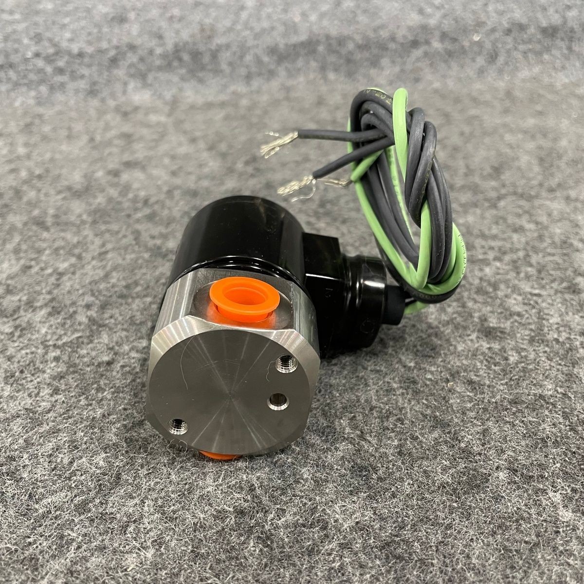 PARKER 20X000027B7B Fluid Control Valve, 5/32" Orifice, 0-50 PSI, 24 VDC