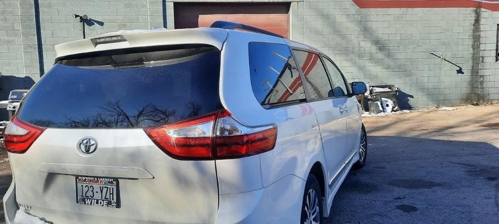 Used A/C Selector Switch fits: 2019 Toyota Sienna automatic temperature control