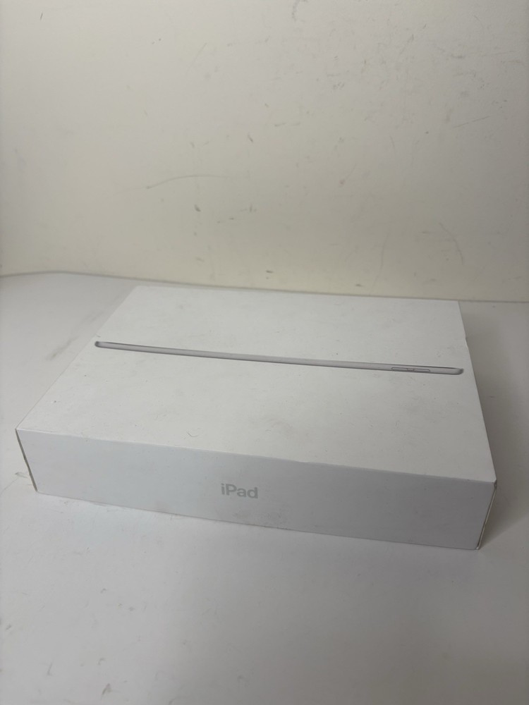 Apple IPad 9th Generation EMPTY BOX ONLY 64GB Space Gray NO INNERS