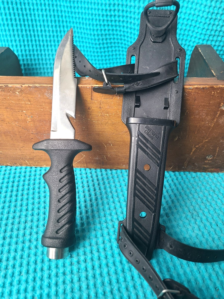 Tabata Scuba  Divers Knife w/ Sheath