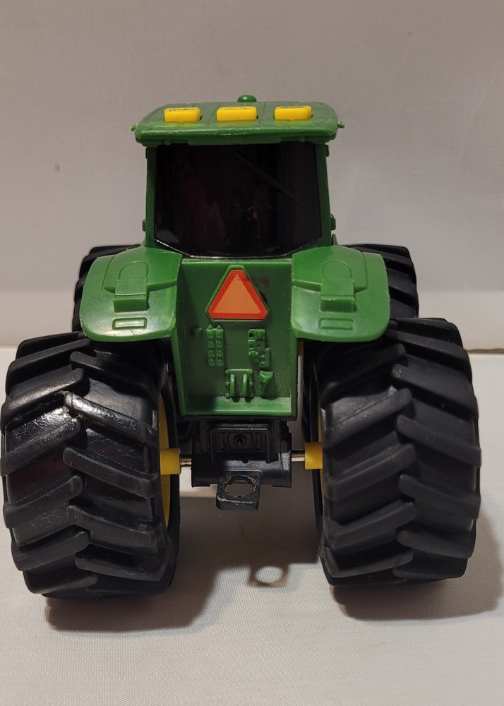 John Deere Toy Tractor W/ Lights & Sounds Push Button - Missing Exhaust Works