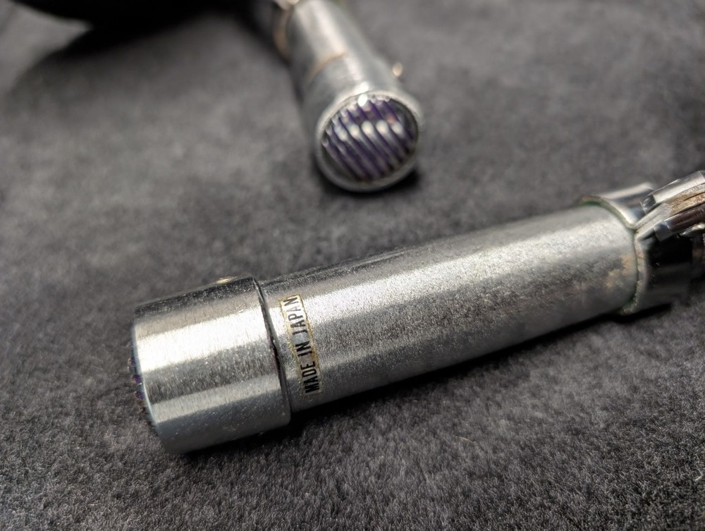 CM-195 SLIM LINED CRYSTAL MICROPHONE