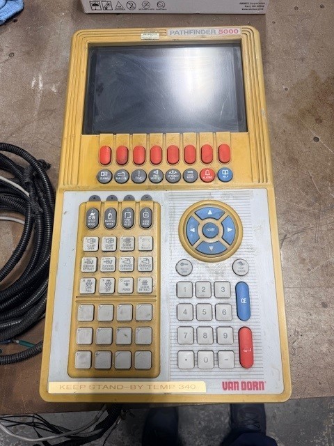 Van Dorn Pathfinder 5000 Operator Station