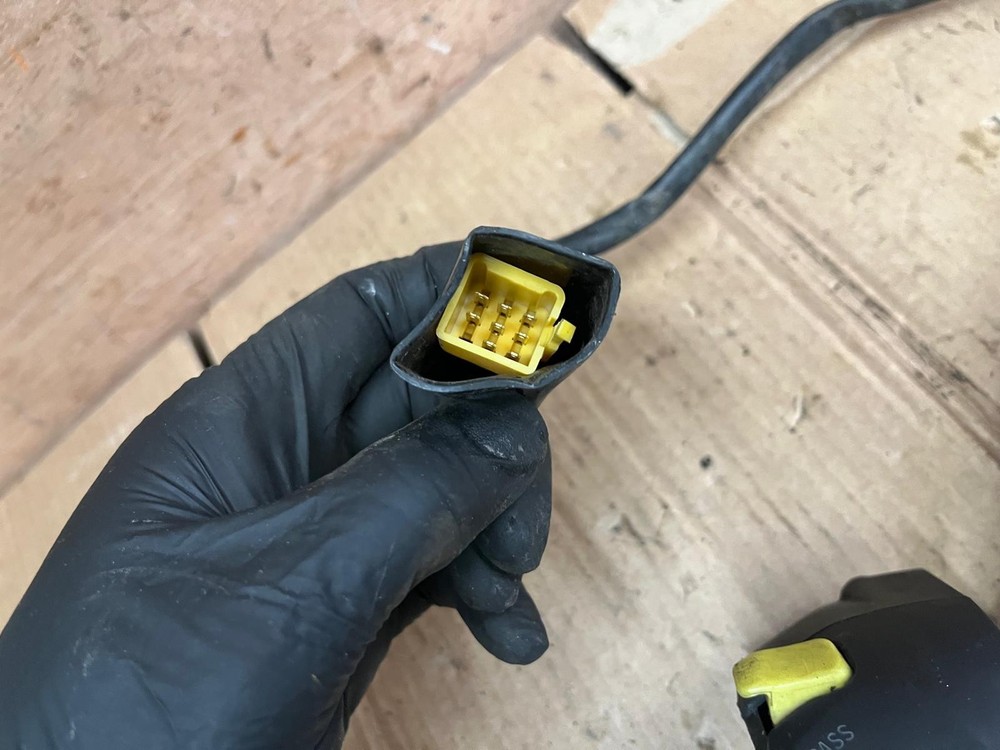 2019 Suzuki GSXR 125 Left Handlebar Switch
