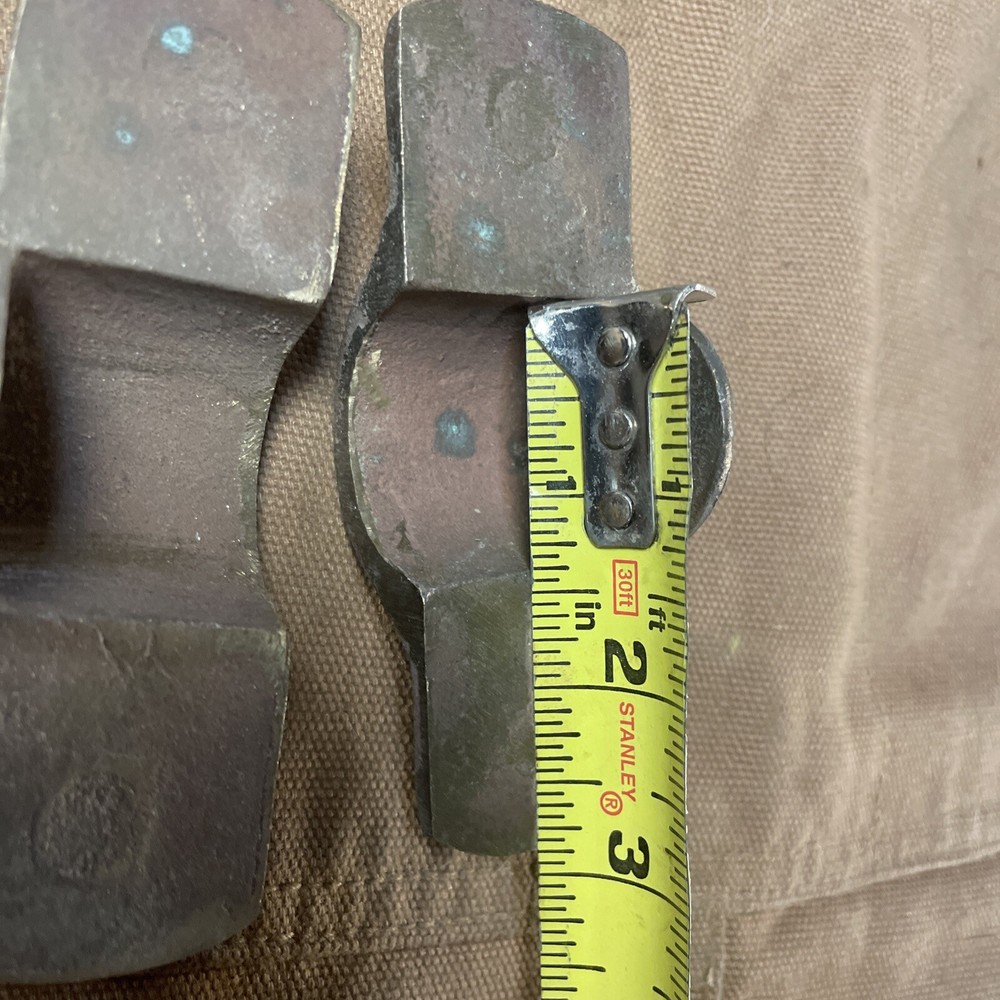 Cast Brass Cannon Trunnion Hardware, Casting