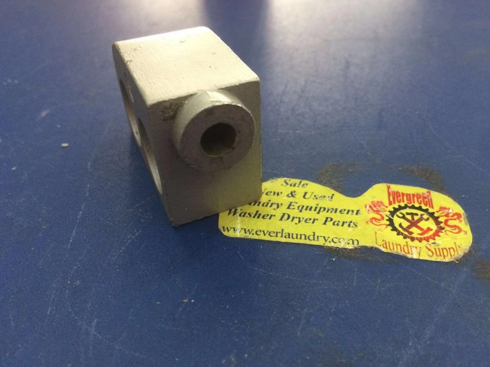 F150271 Door Mount Foresbsch, Speed Queen, Unima Used
