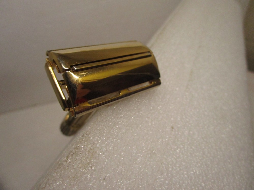 Vintage gold Gillette Executive Adjustable Razor E4 1959