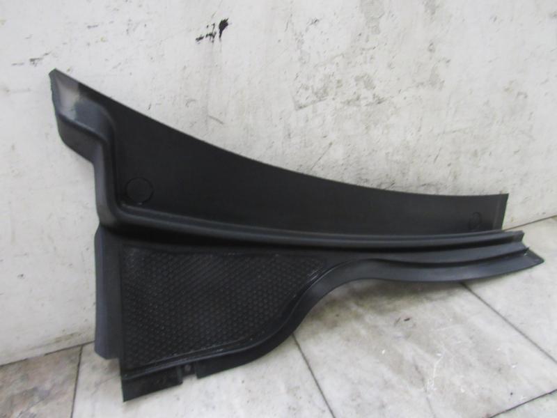 2012 VW TIGUAN Cowl Vent Panel