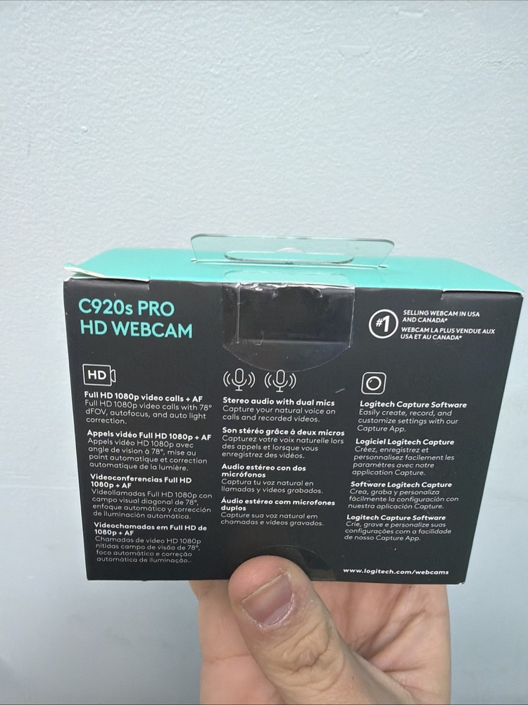 Logitech - C920s Pro 1080 Webcam with Privacy Shutter - Black