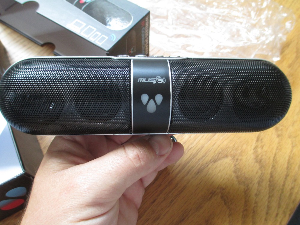 WOO MOBILITY BLUETOOTH WIRELESS SPEAKER - CHARGABLE