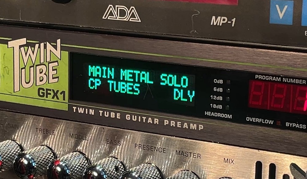 Digitech GFX1 Twin Tube Custom OLED Display !