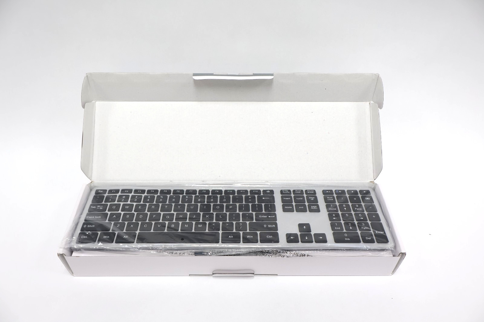 Lot of 2 Wireless Keyboard and Mouse Combo Full-Size Wireless Silver & Black