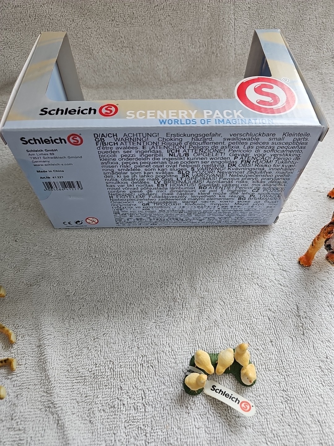 Schleich Scenery Pack Farm Animals + Chickens + Tiger + Leppard