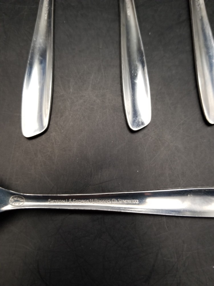 Vtg 4 MCM Onieda spring leaf silverware/ flatware salad forks