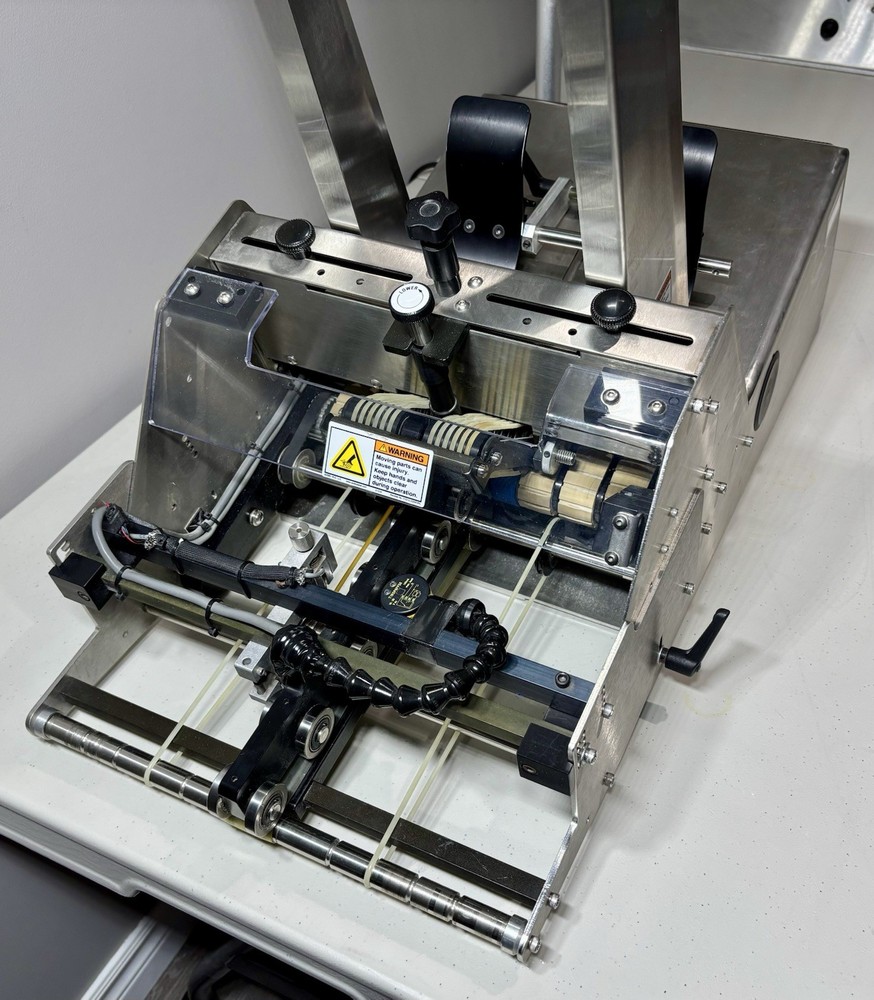 Streamfeeder ST-1250 - Batch Count Friction Feeder - Great Working Condition
