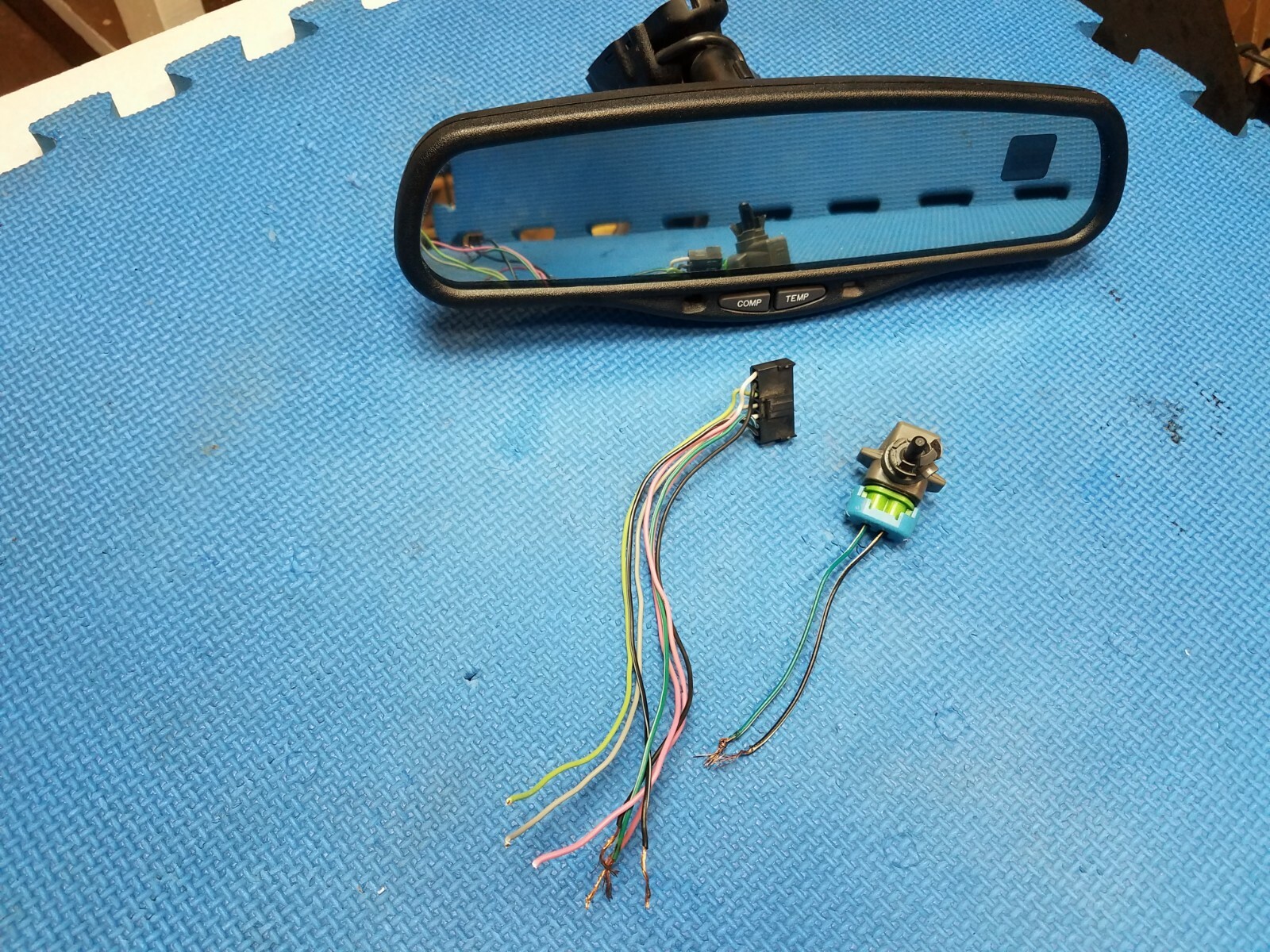 99-02 Silverado Sierra Tahoe Yukon SUBURBAN Rear View Mirror COMPASS TEMP SENSOR