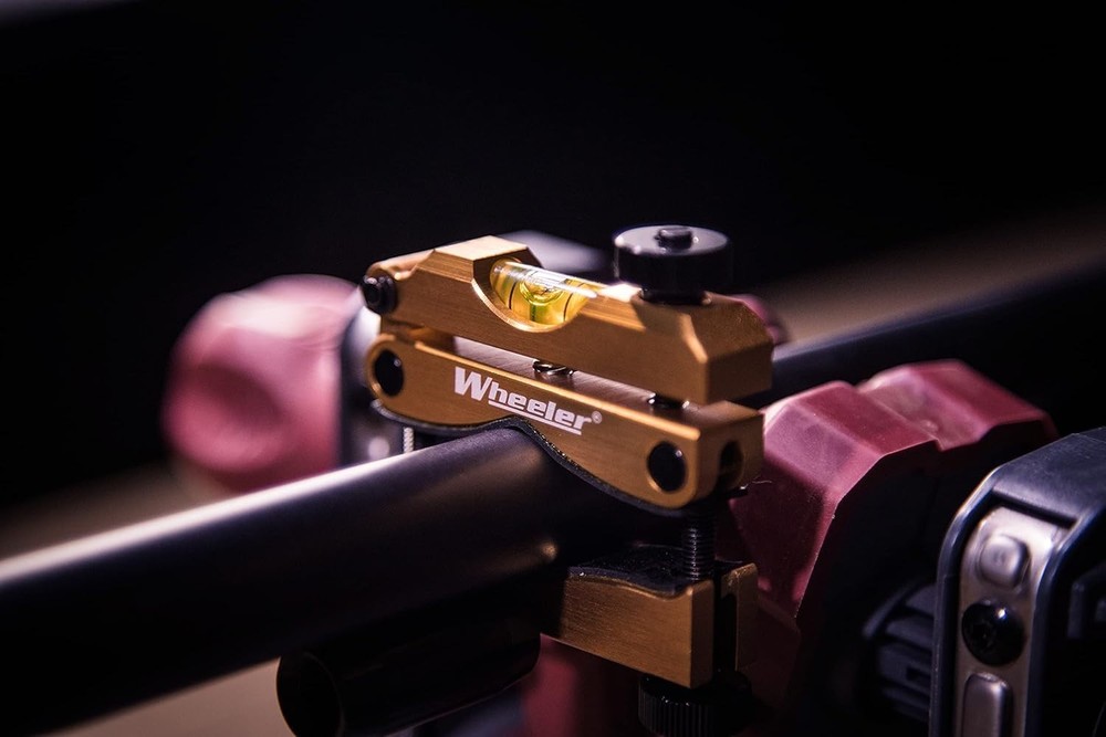 Heavy-Duty Reticle Leveling System with Storage Case - Optimal Scope Alignment